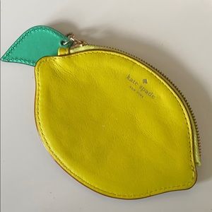 {kate spade) lemon coin pouch 🍋